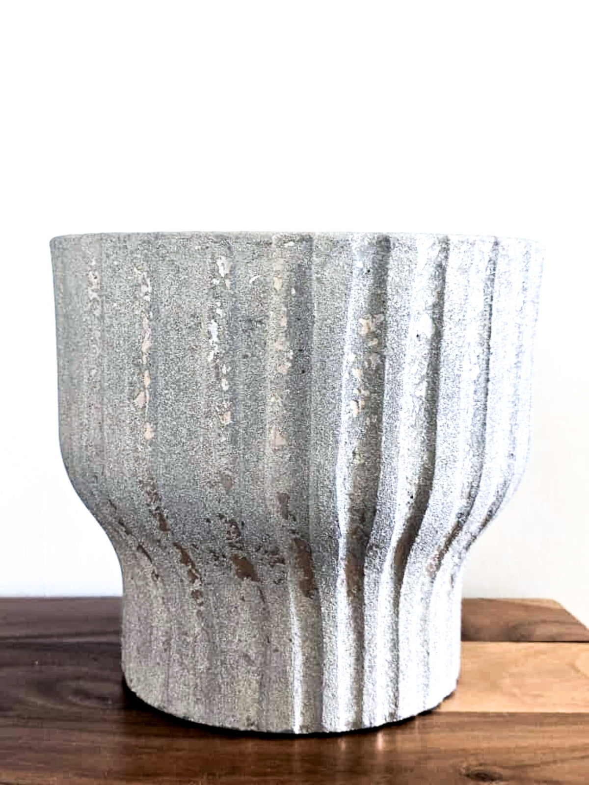 Accessoires _ Cache-pot doré