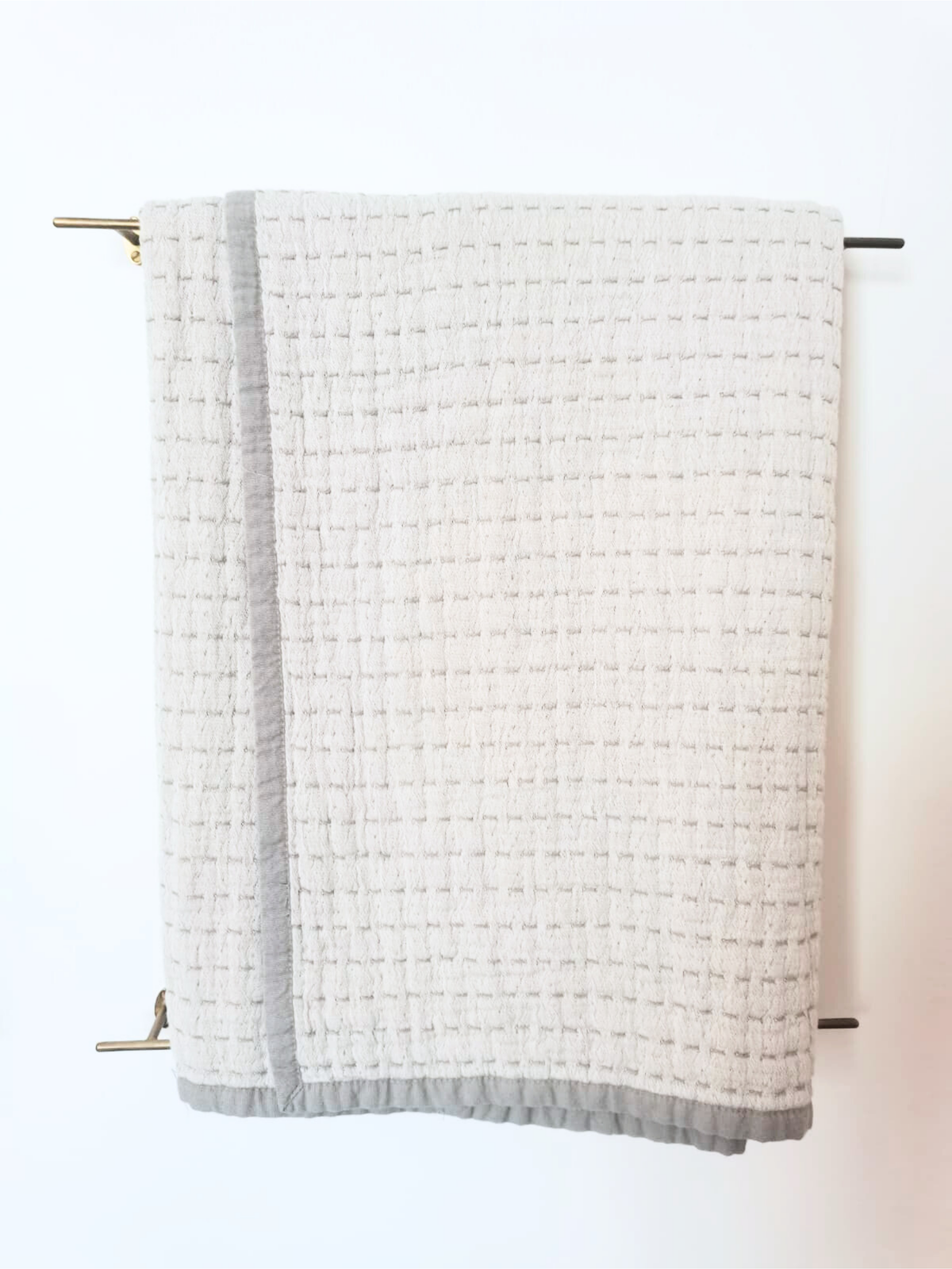 Household linen _ Large thick throw 100% cotton
