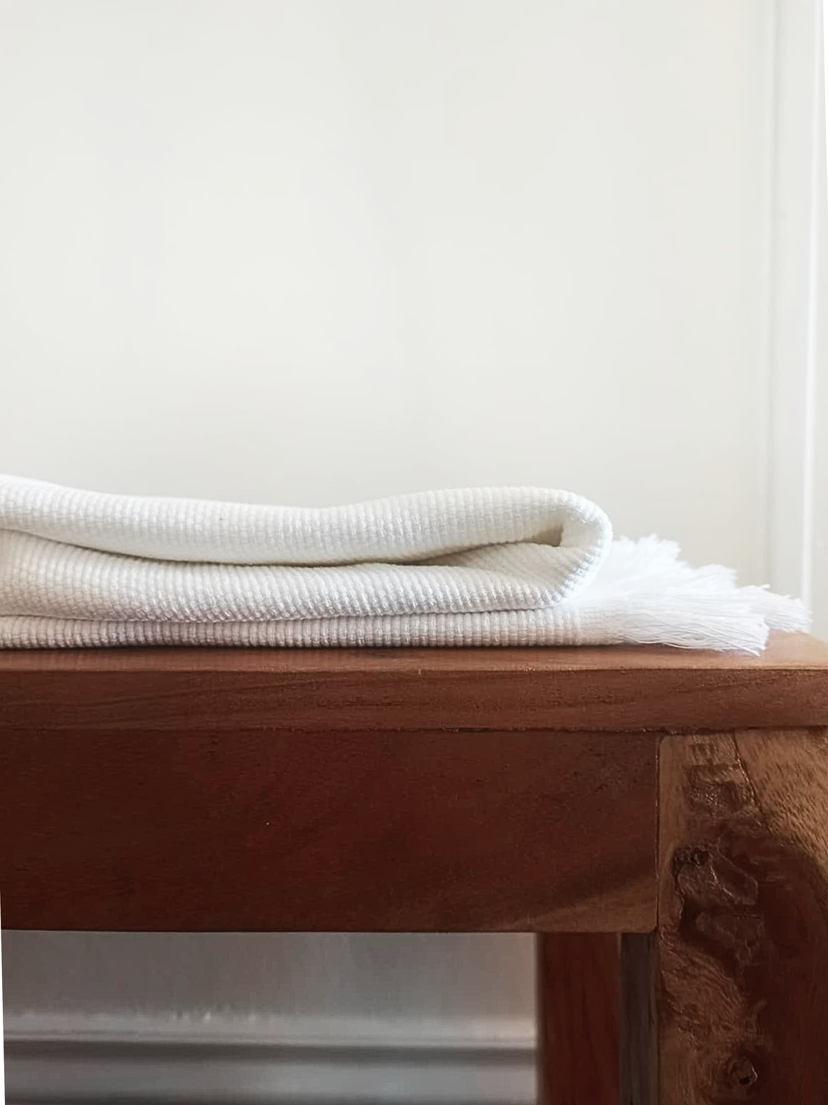 Linge de maison _ Serviette à main blanc gauffrées