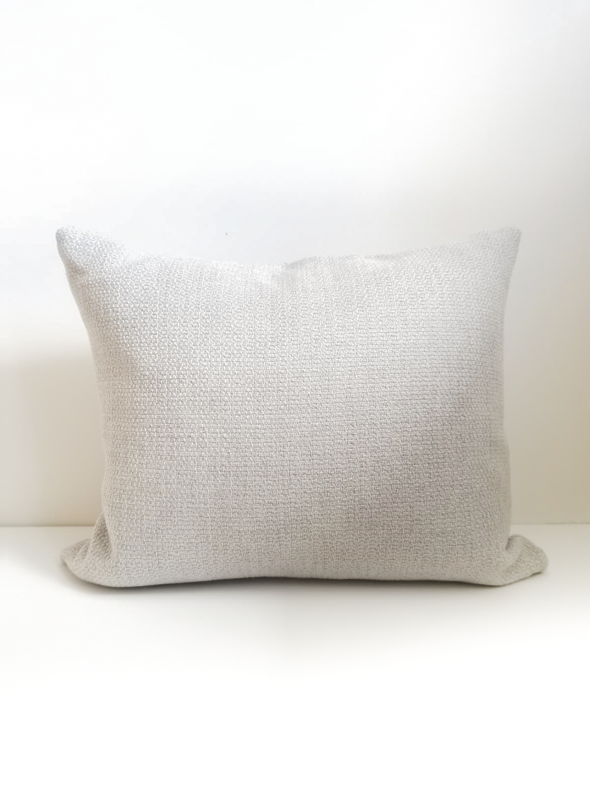 Boutique cushion _ Beautiful woven gray pearl