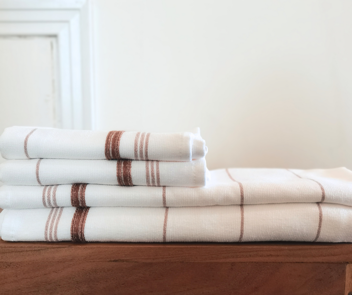 Linge de maison _ Serviette de bain ligné terra cotta