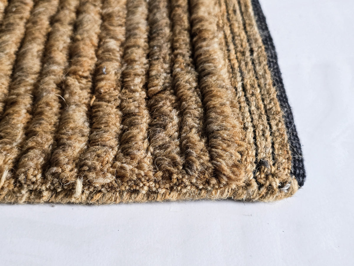 Tapis _ Petit moutarde laine (2'x3')