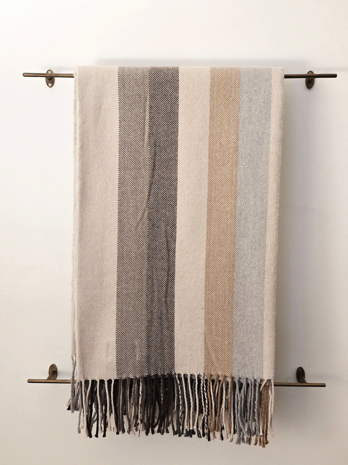 Home linens - Merino wool blend throw