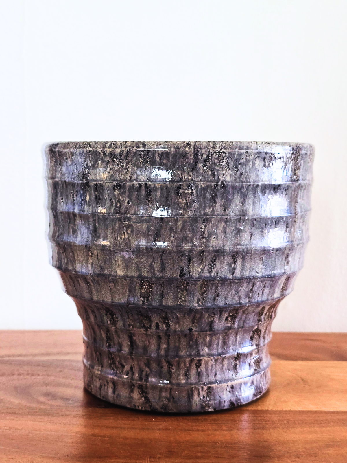 Accessoires _ Cache-pot gris foncé