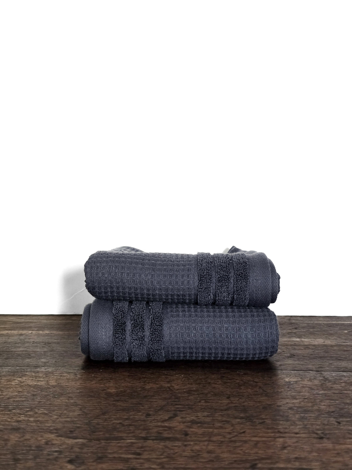Linge de maison _ Serviette à main _ Gris-bleu foncé, nid d'abeille
