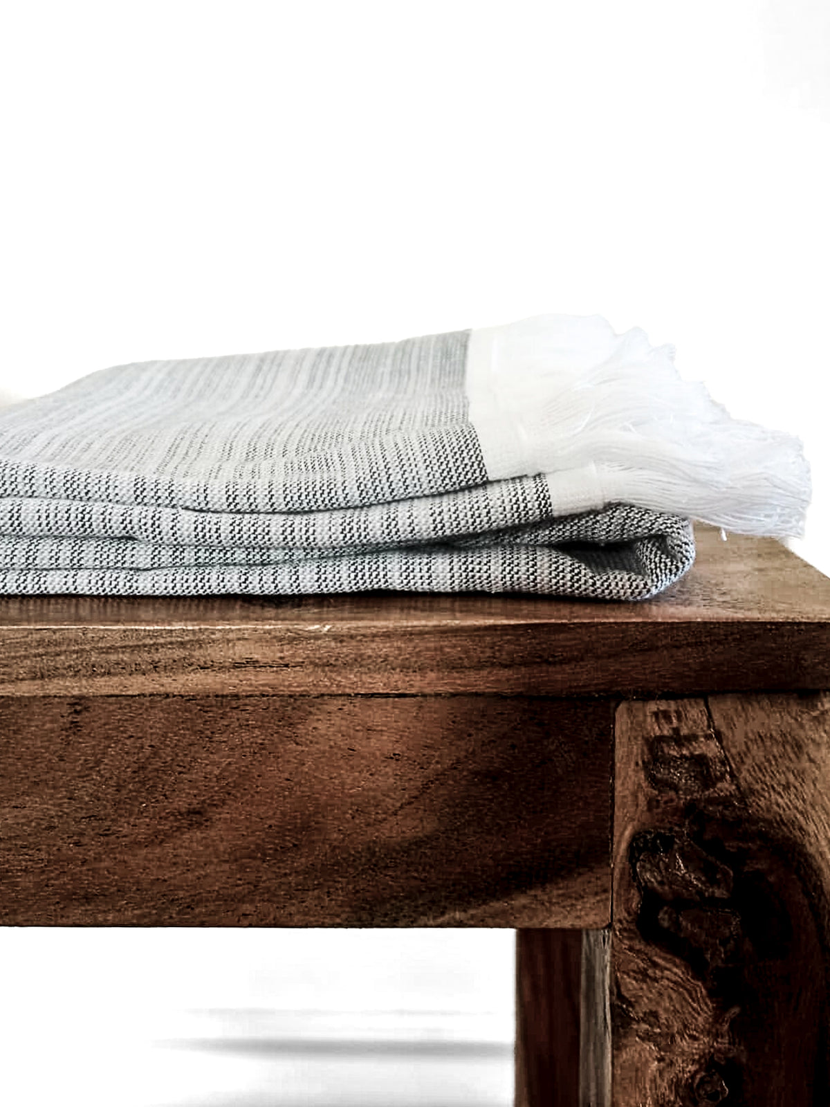 Linens _ Hand towels _ Grey with white fringes