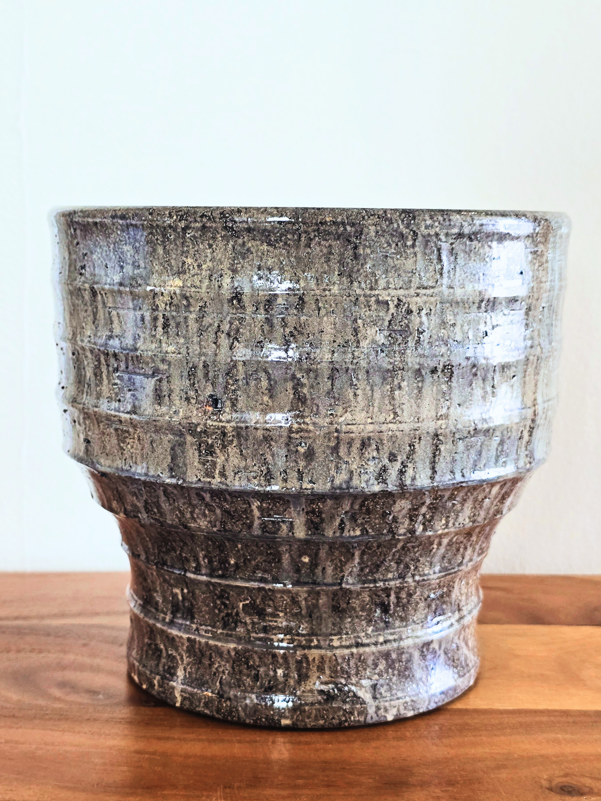 Accessoires _ Grand cache-pot gris foncé