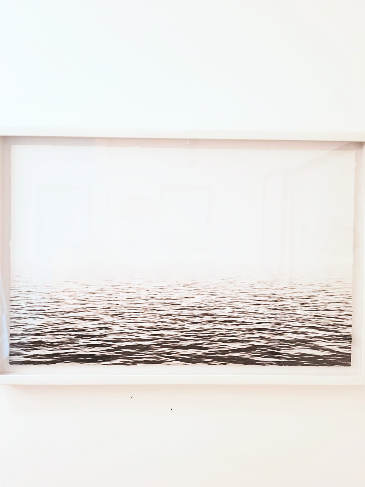 Art _ Black and white sea