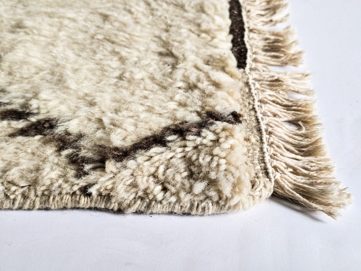 Tapis _ Petit plush gris et ivoire (2'x3')
