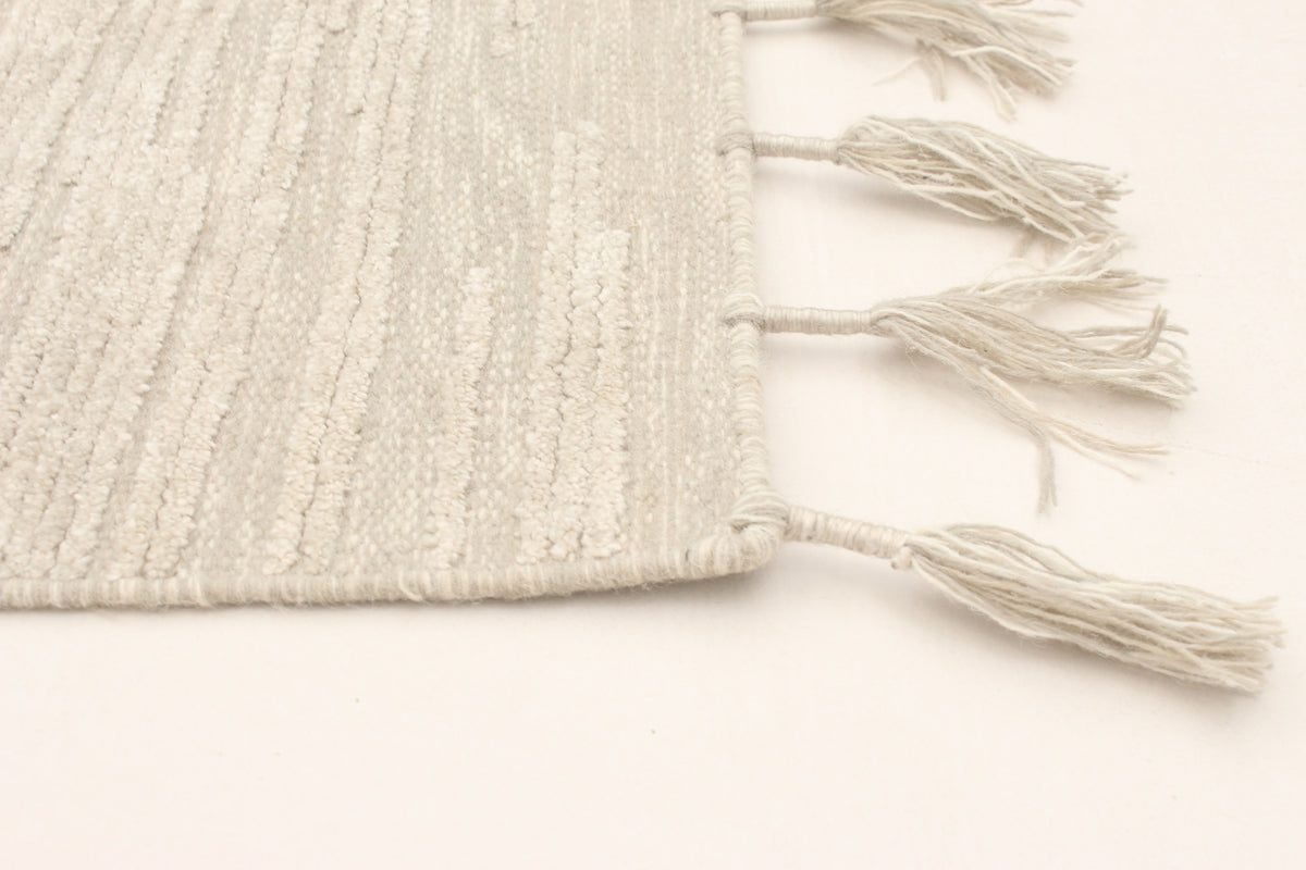 Tapis _ Joli _ Kalista Khaki (4'11" x 7'10")
