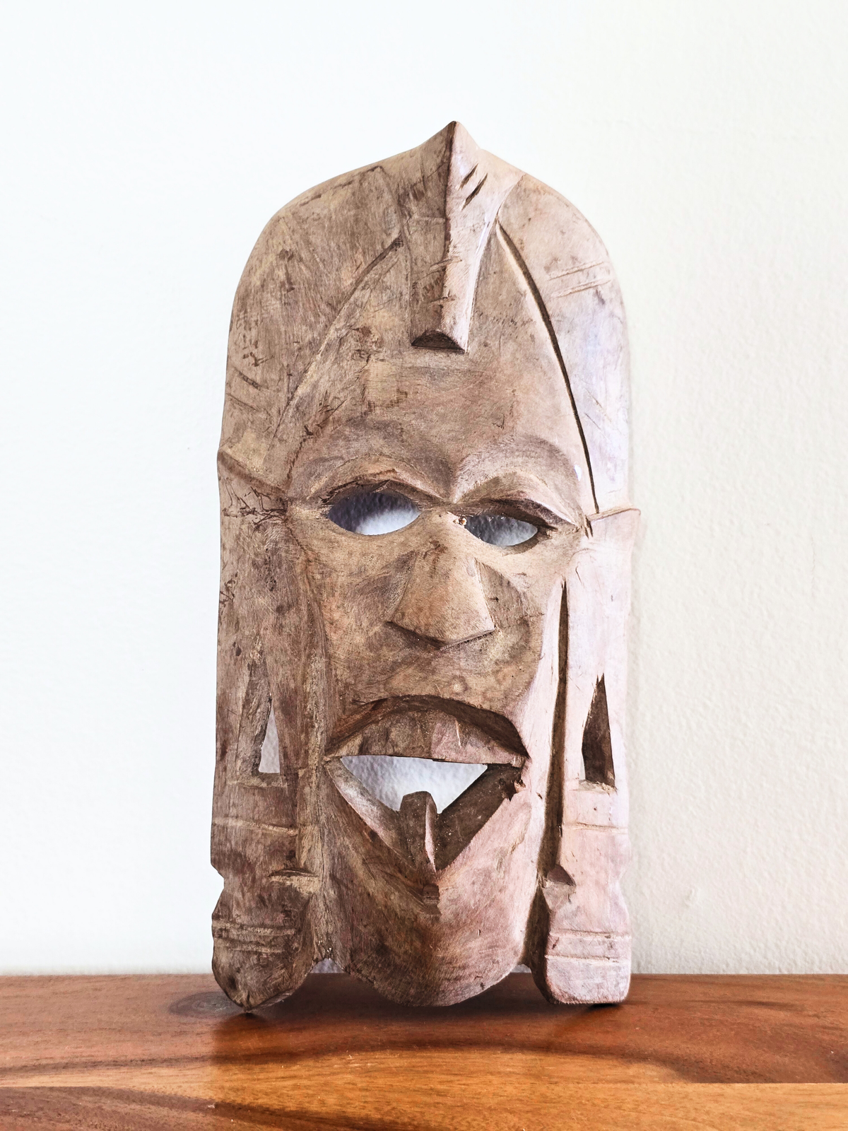Art _ Masque de bois guerrier