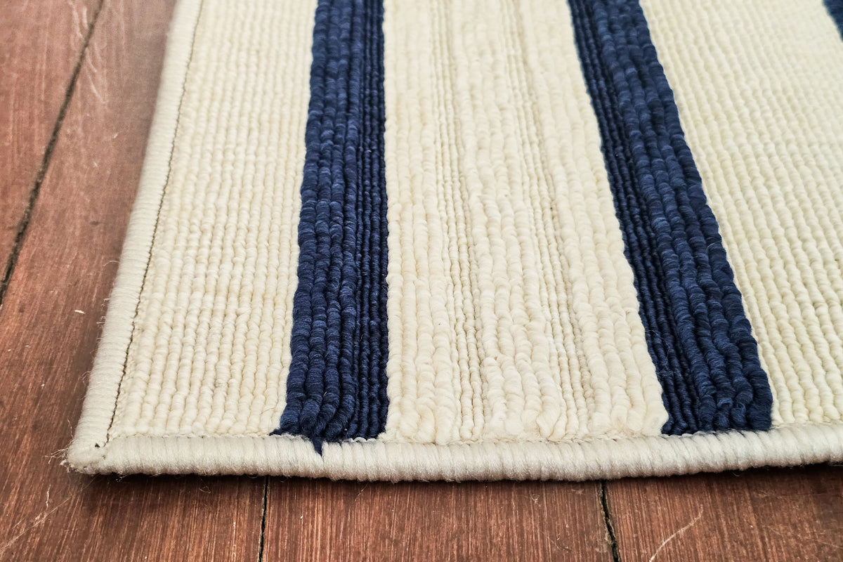 Tapis _ Arthur Ivory/Blue (2'8" x 4'11")