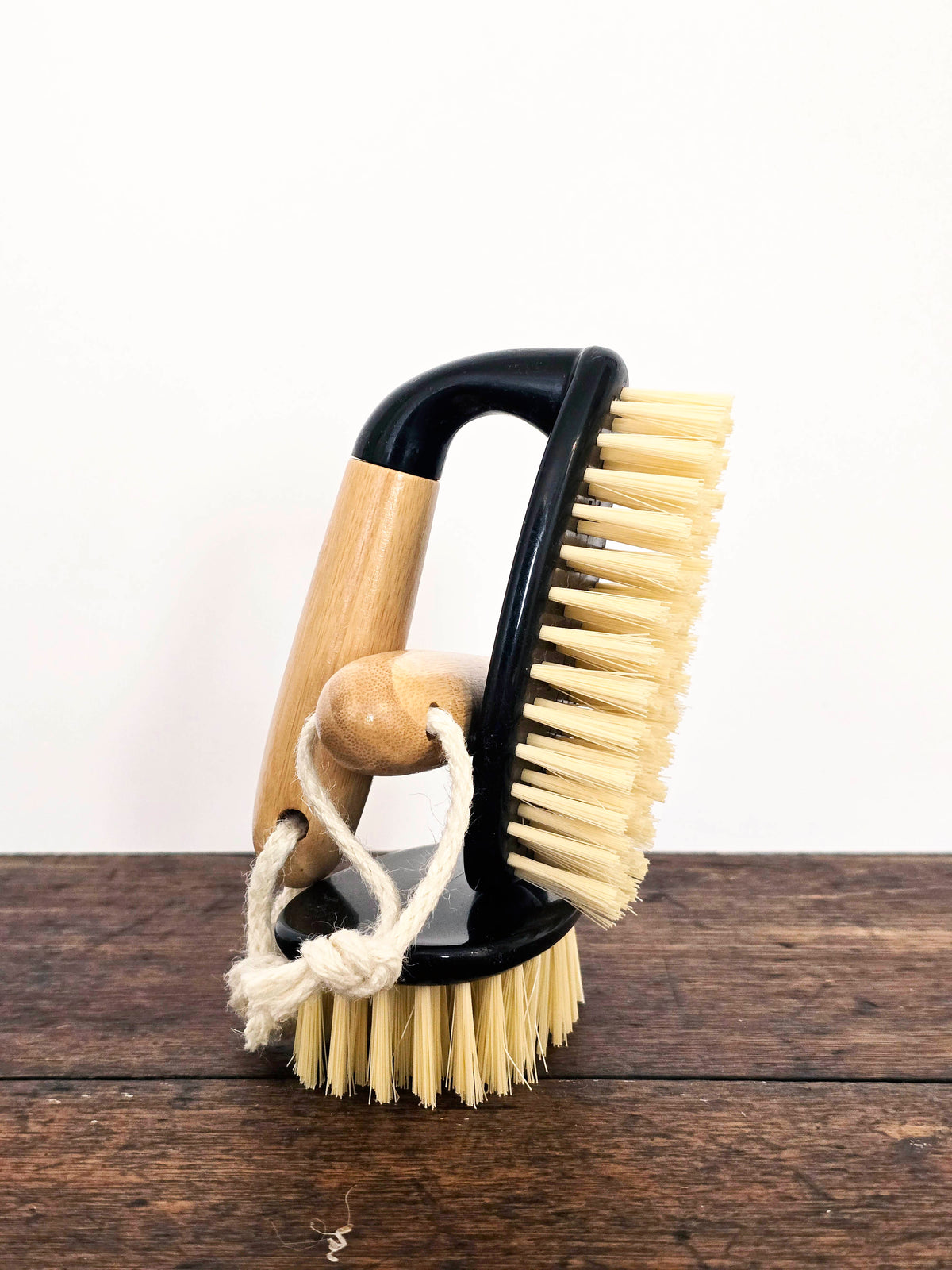 Dishes _ Small round brush