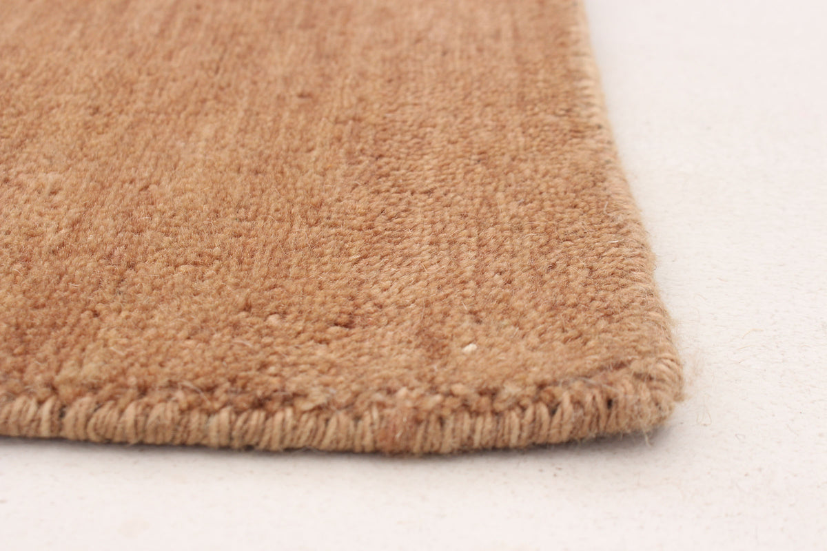 Tapis _ Joli _ Gabbeh Tan (7'9" x 9'4")