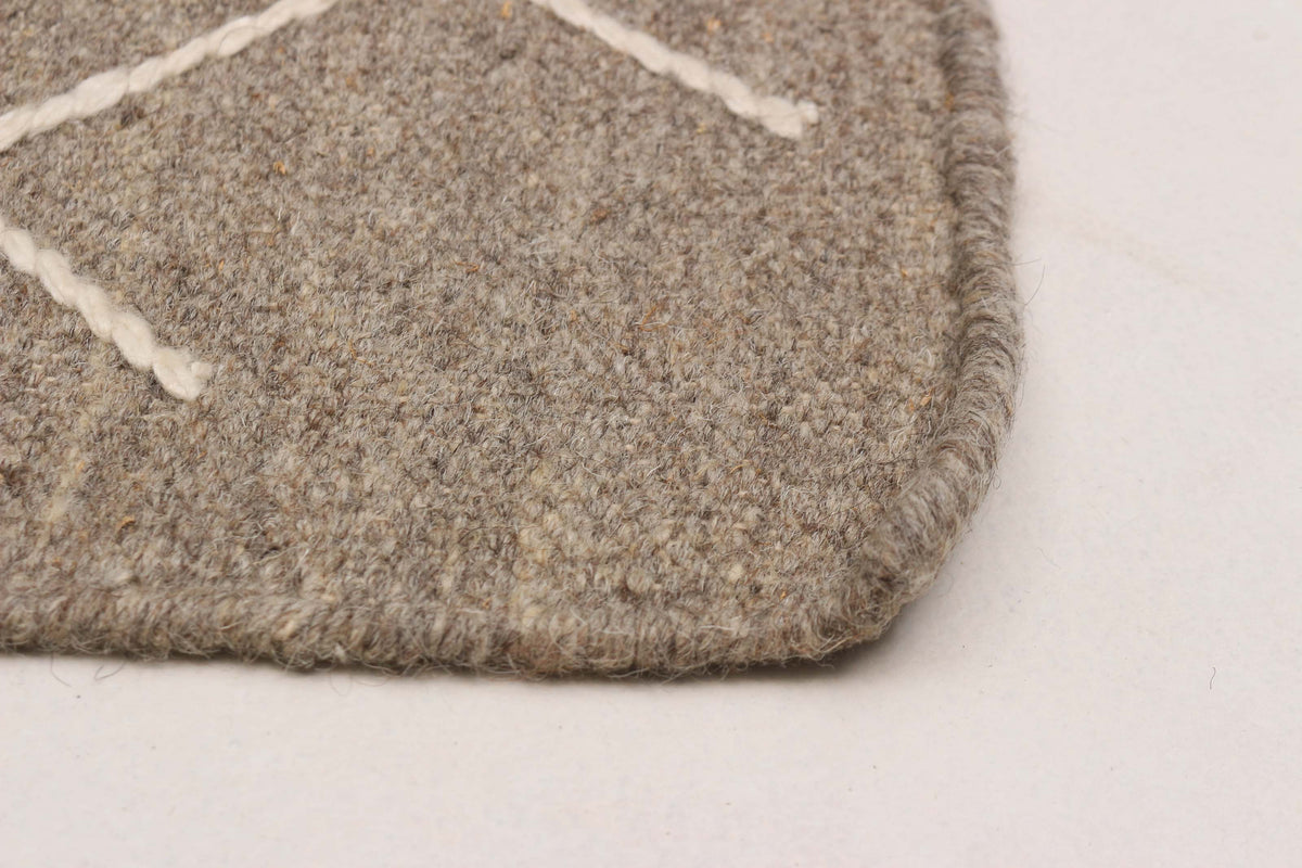 Tapis _ Beau Kilim Taupe (5'2" x 8'0")