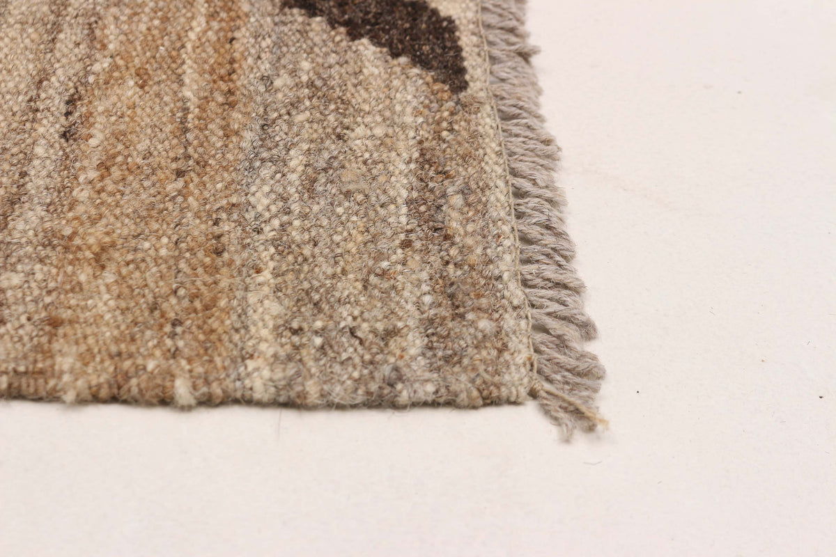 Tapis _ Beau Sivas Tan (5'5" x 6'6")