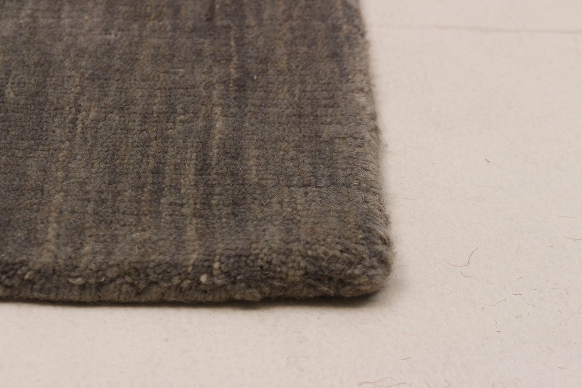 Tapis _ Beau Gabbeh Charbon (5'9" x 8'0")