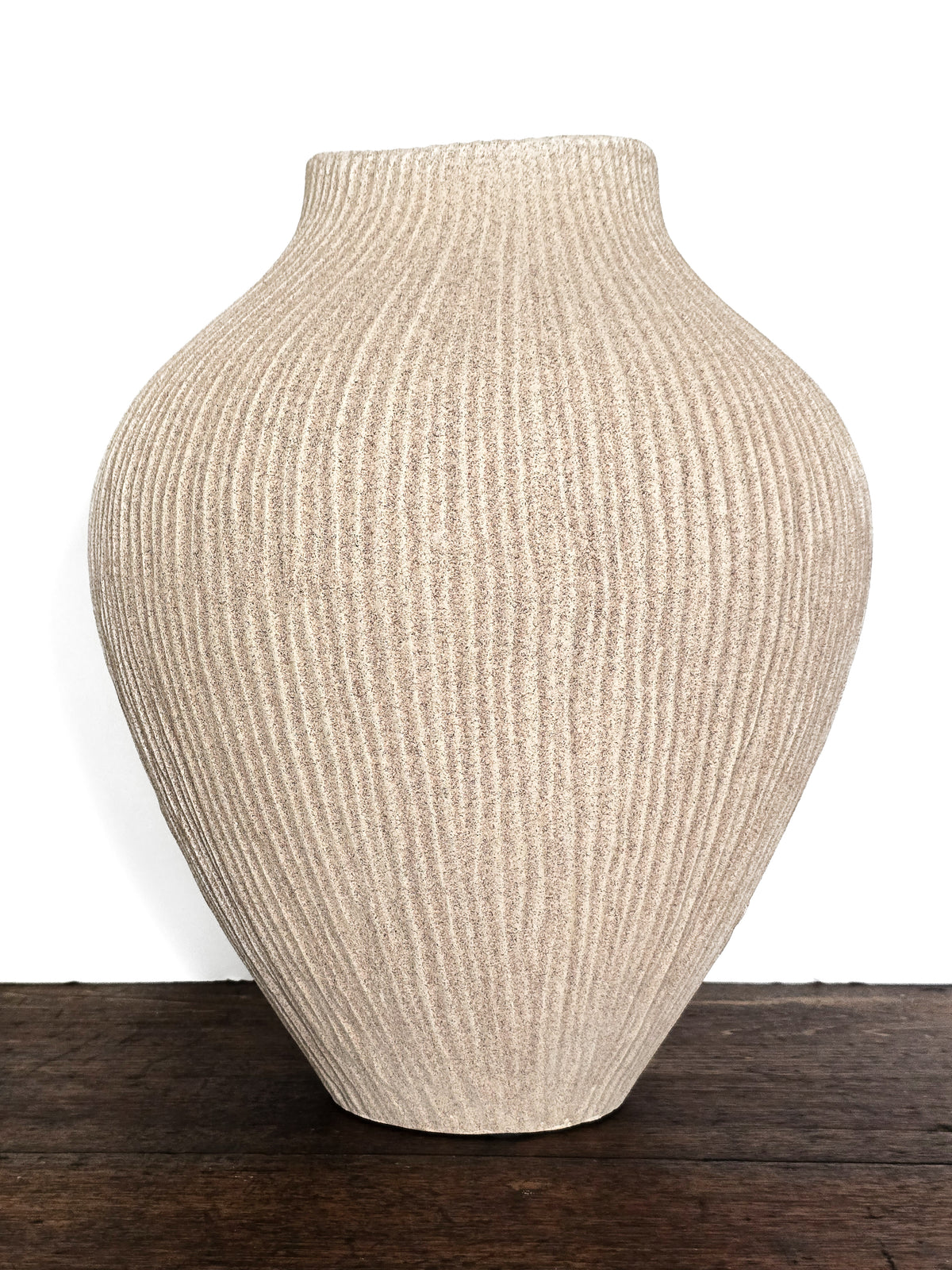Accessoires _ Grand vase nervuré