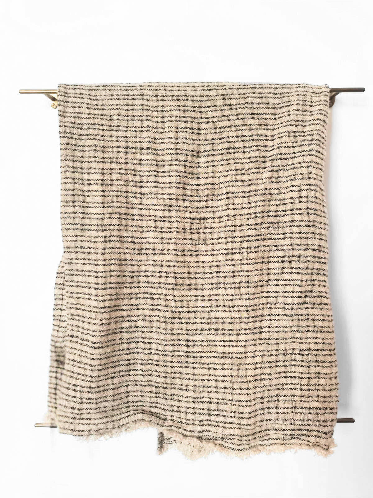 Linge de maison _ Jeté marron rayures fines noires