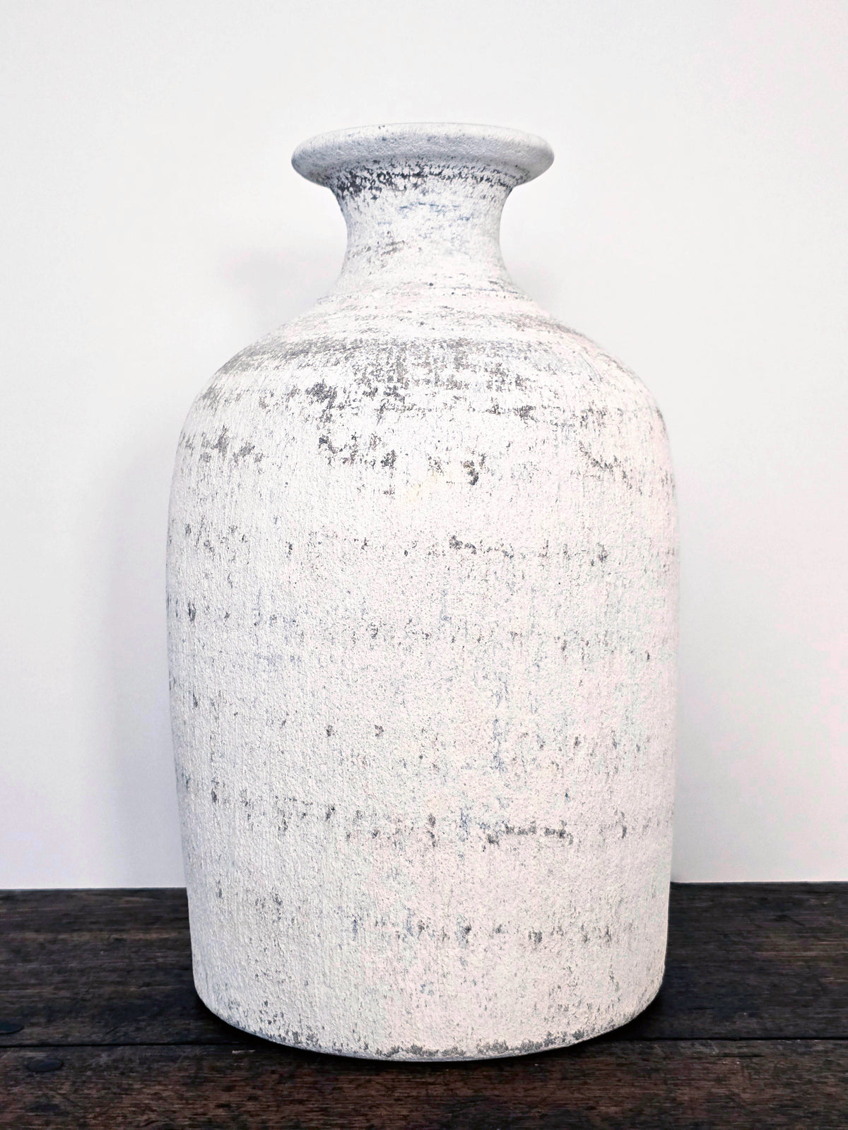 Accessories - Vase - Textured white stoneware
