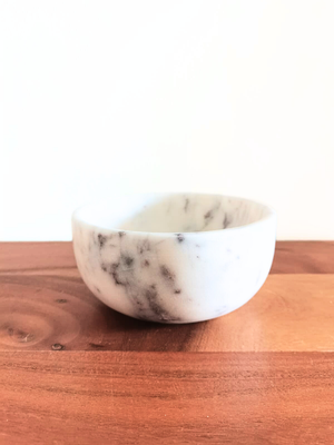 Accessories _ Ivory marble bowl with burgundy veining