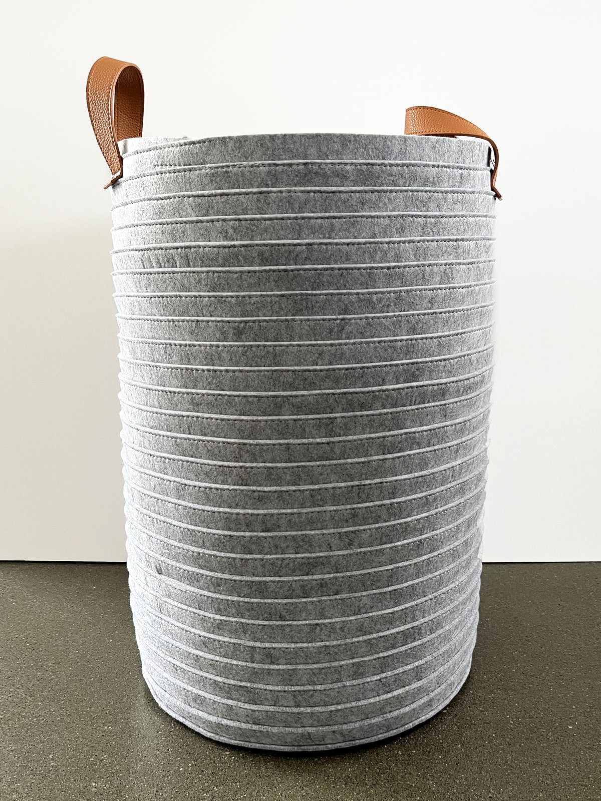 Accessoires _ Panier à linge moyen