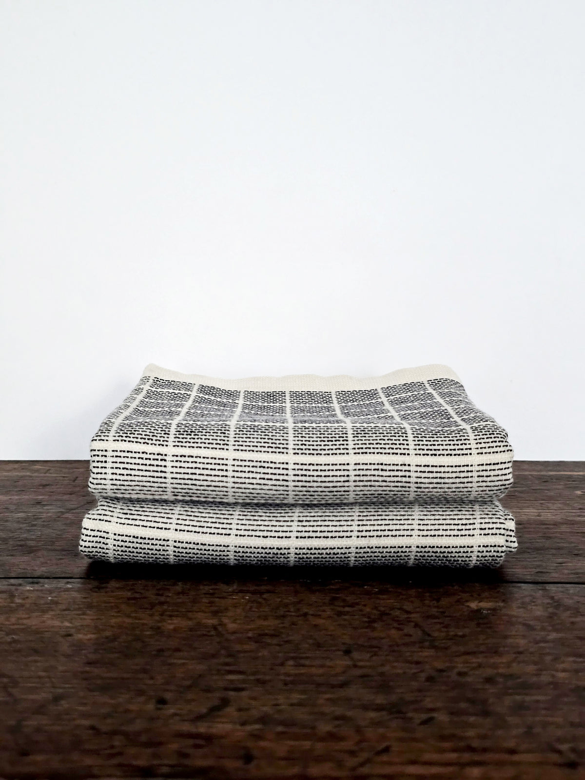 Household linen _ Kitchen _ Tea towel _ Black and white mottled checks