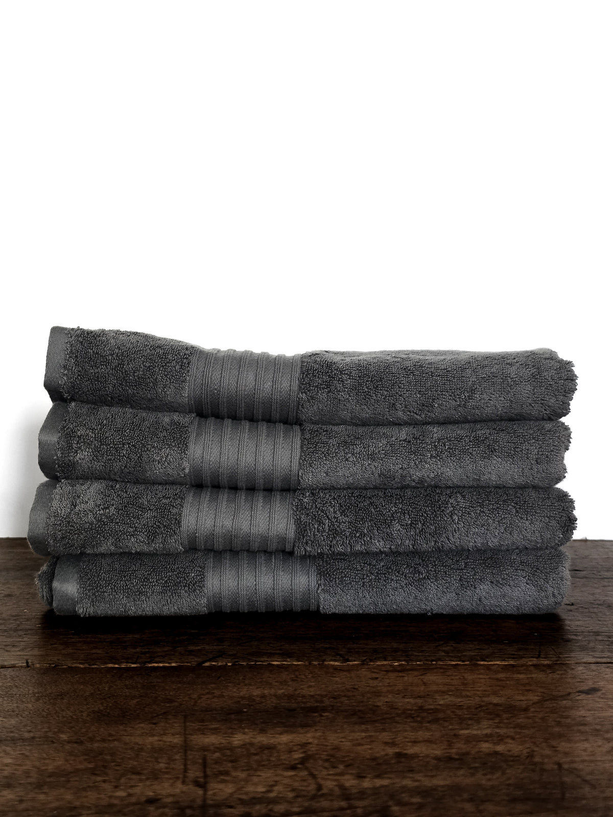 Linge de maison _ Serviette de bain _ Gris foncé