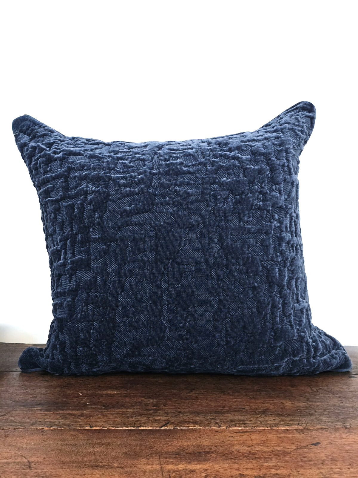 Cushion - Beautiful blue velvet