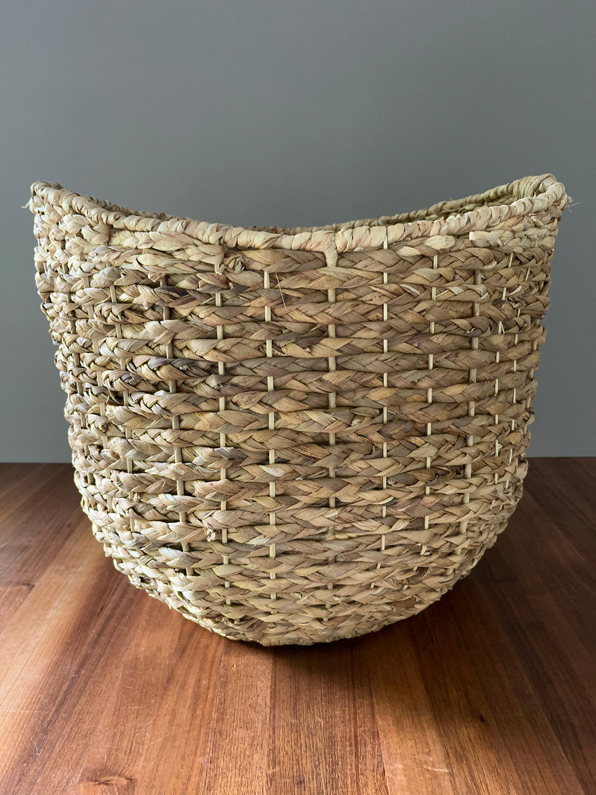 Accessories _ Large open woven basket